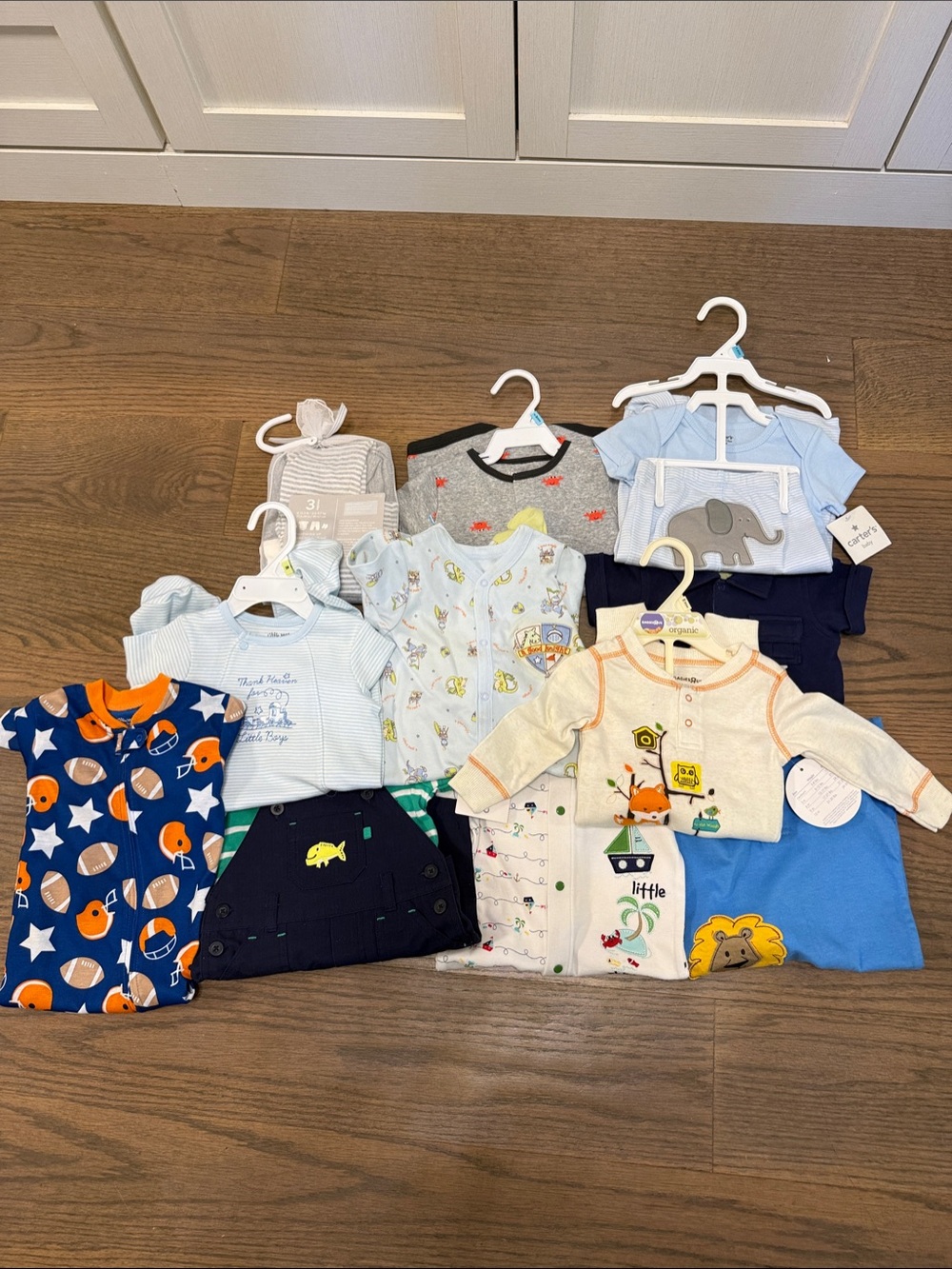 Set of 11 Baby boys clothes assorted 3 to 18 months